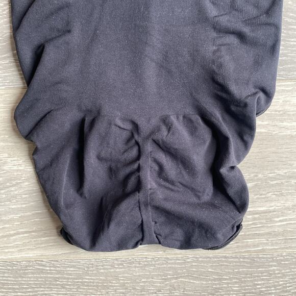 SKIMS Sculpting Snaps Bodysuit Onyx L/XL NWOT - Picture 5 of 8